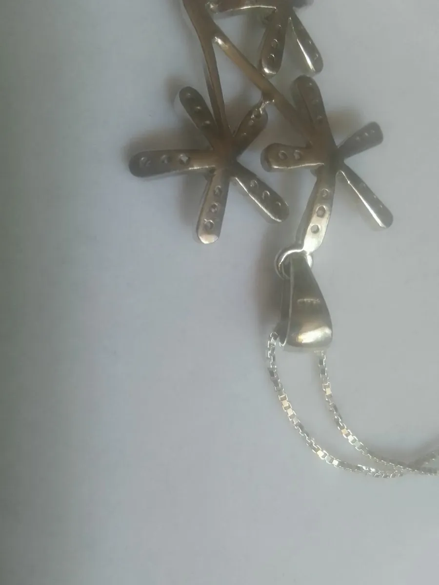 STG SILVER &TOPAZ  VINTAGE FLORAL PENDANT - Image 3