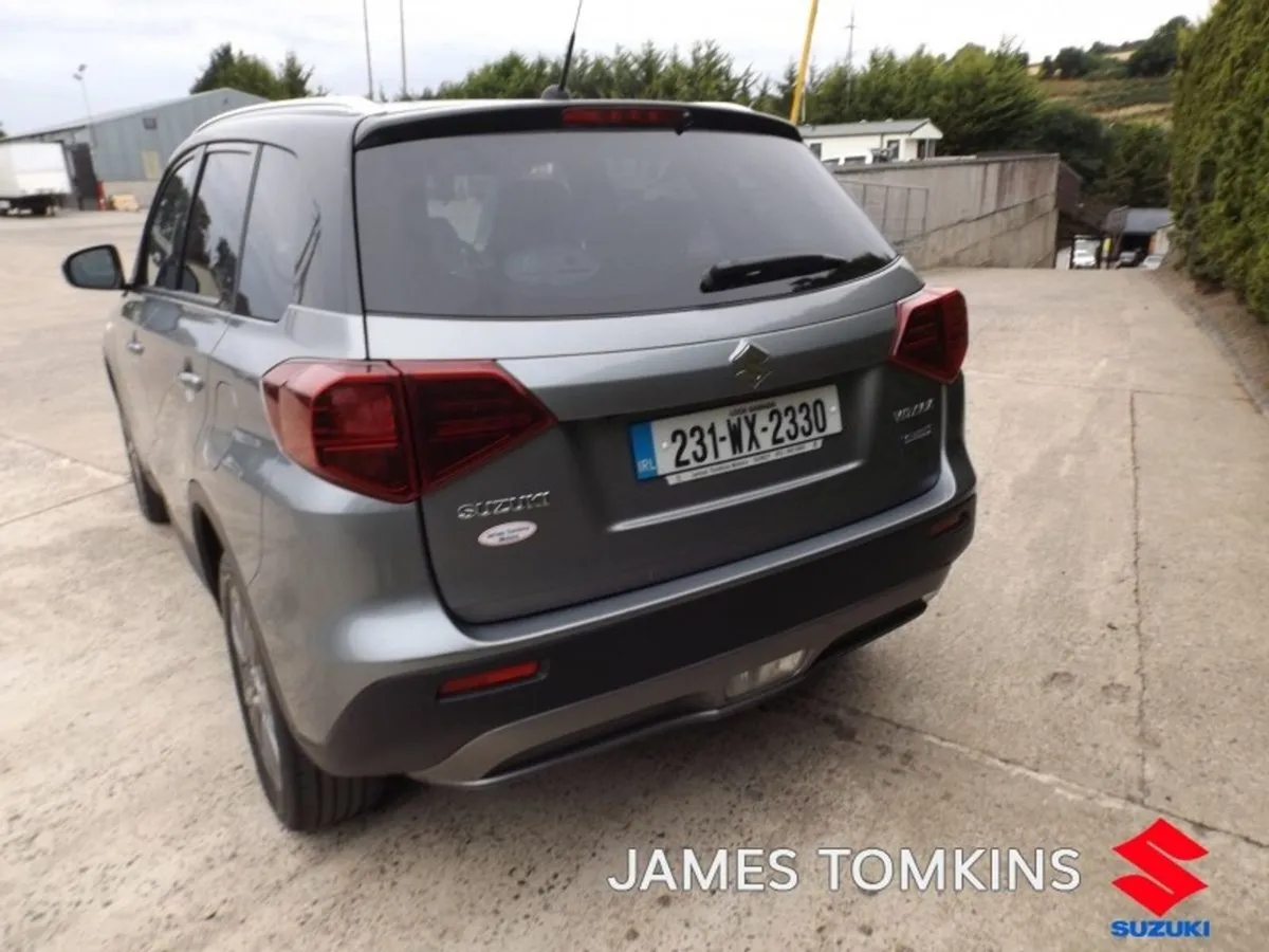 Suzuki Vitara 1.4 Hybrid Sz-t MT - Image 4