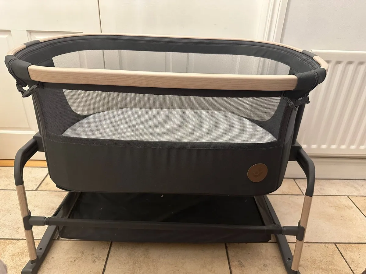Baby co-sleeper - Image 1