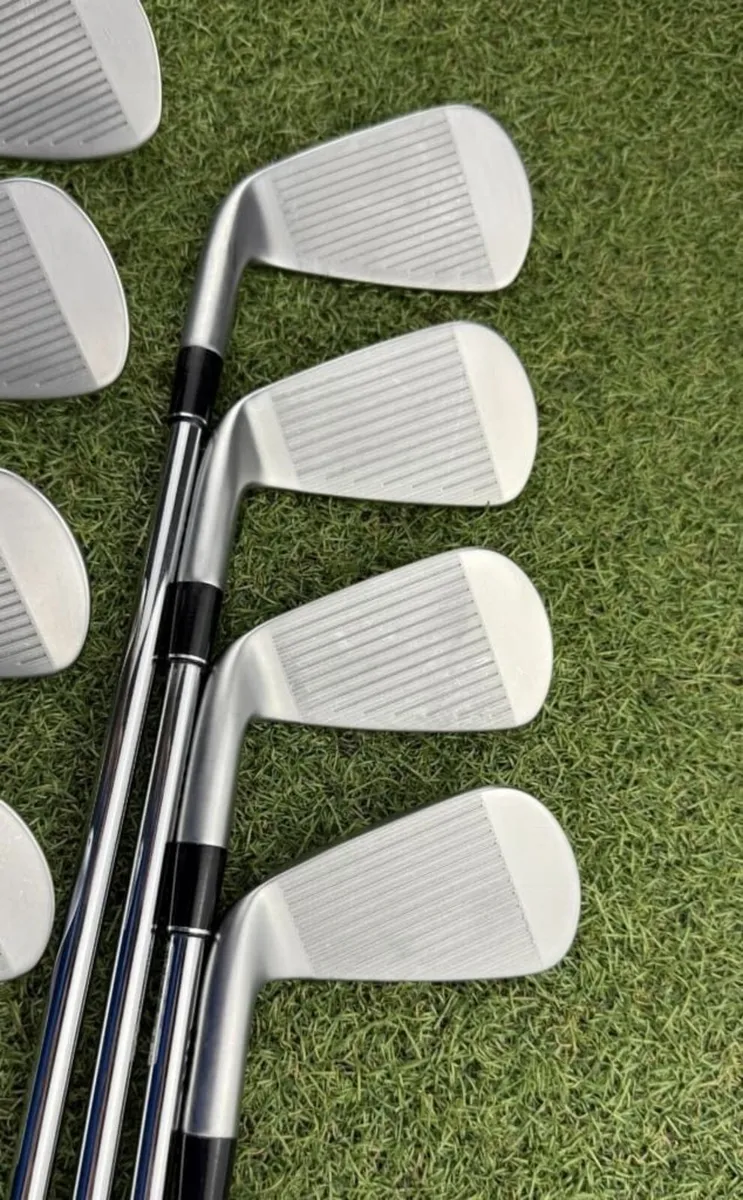 SRIXON ZX4 MK II IRONS / 5-PW-AW-SW / REGULAR - Image 4