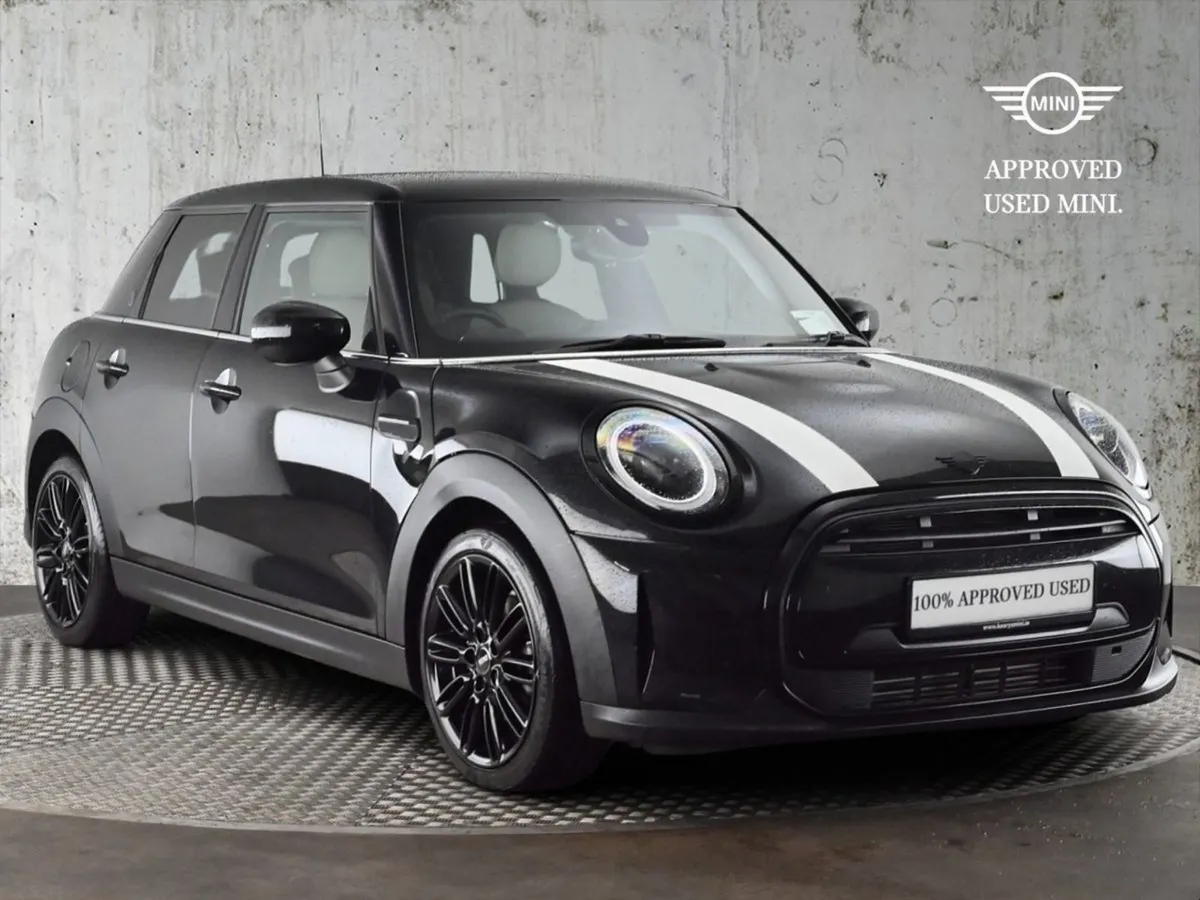 MINI HATCH 5-door Cooper Exclusive - Image 1