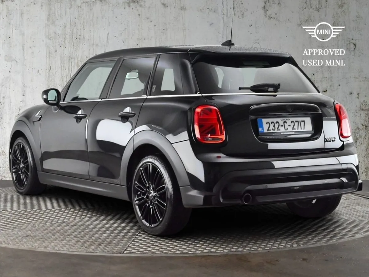 MINI HATCH 5-door Cooper Exclusive - Image 2