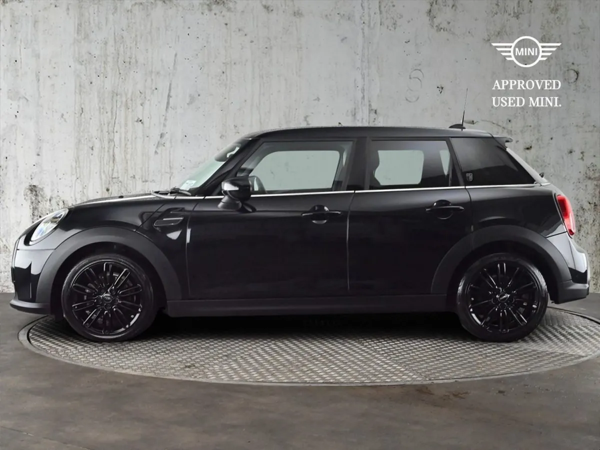 MINI HATCH 5-door Cooper Exclusive - Image 3