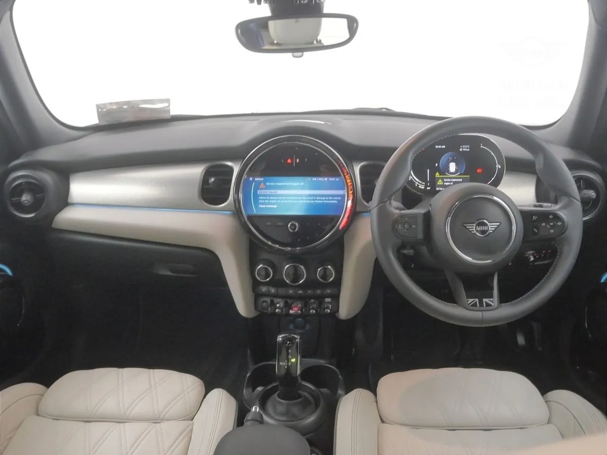 MINI HATCH 5-door Cooper Exclusive - Image 4