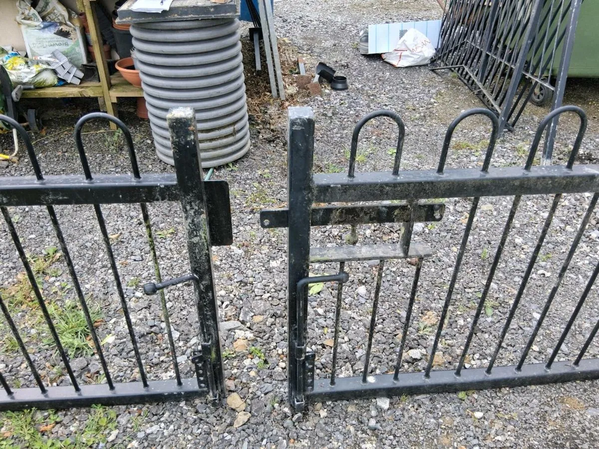 Gates - Image 3