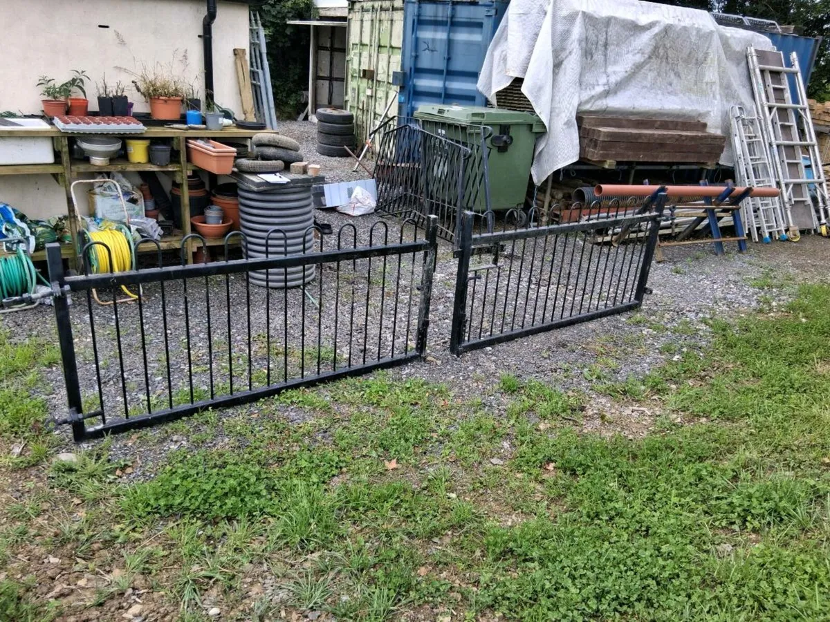 Gates - Image 2