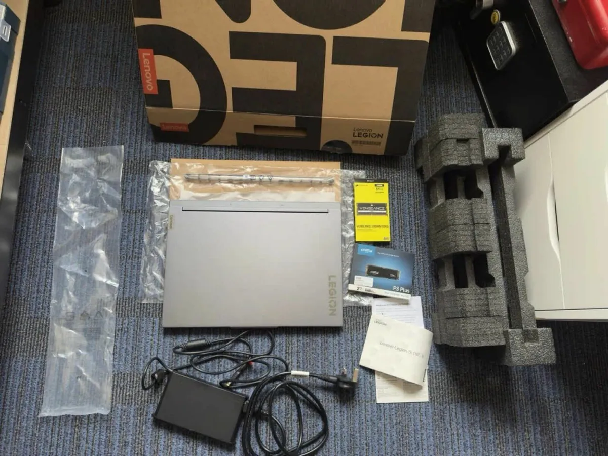 Lenovo Legion 5 16IRX9. Intel Core i7. 64GB RAM - Image 1