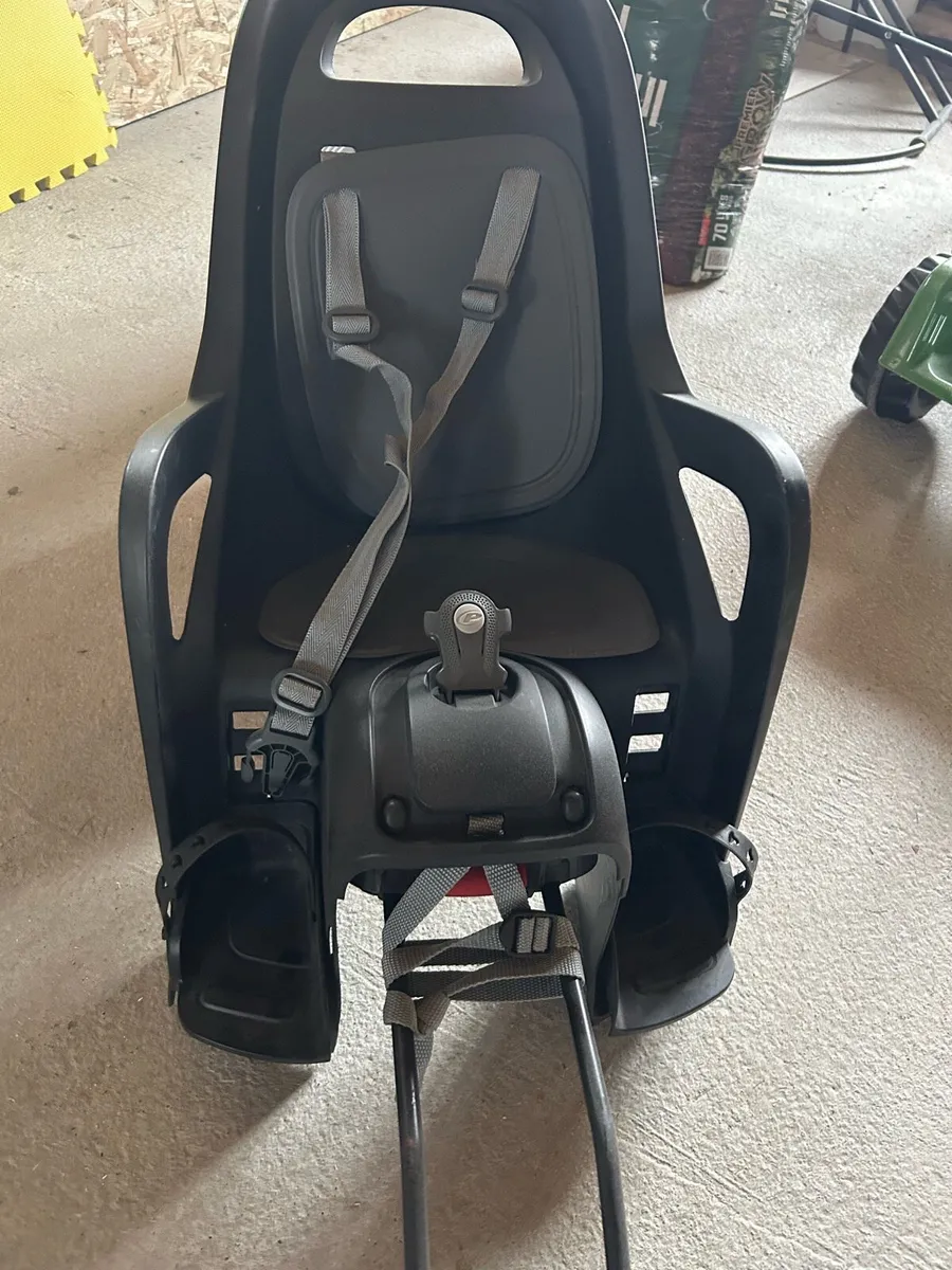 Baby carrier for bike - Image 1