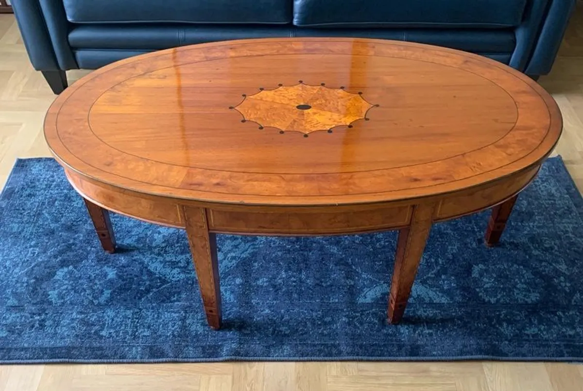 Coffee table - Image 1
