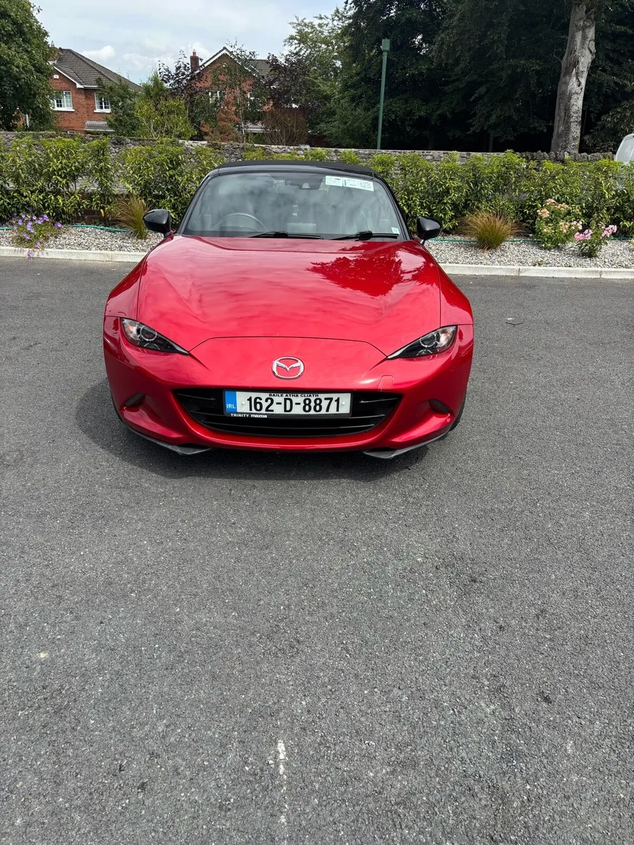 Mazda MX-5 Roadster - Image 2