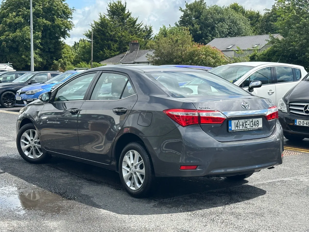 Toyota Corolla 2014 1.4 diesel - Image 3