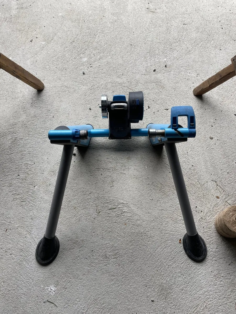 Used Taxc Turbo Trainer - Blue - Image 1