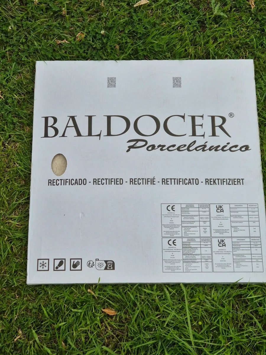 Rectified Porcelain Floor Tiles (10 sq m) - Image 1
