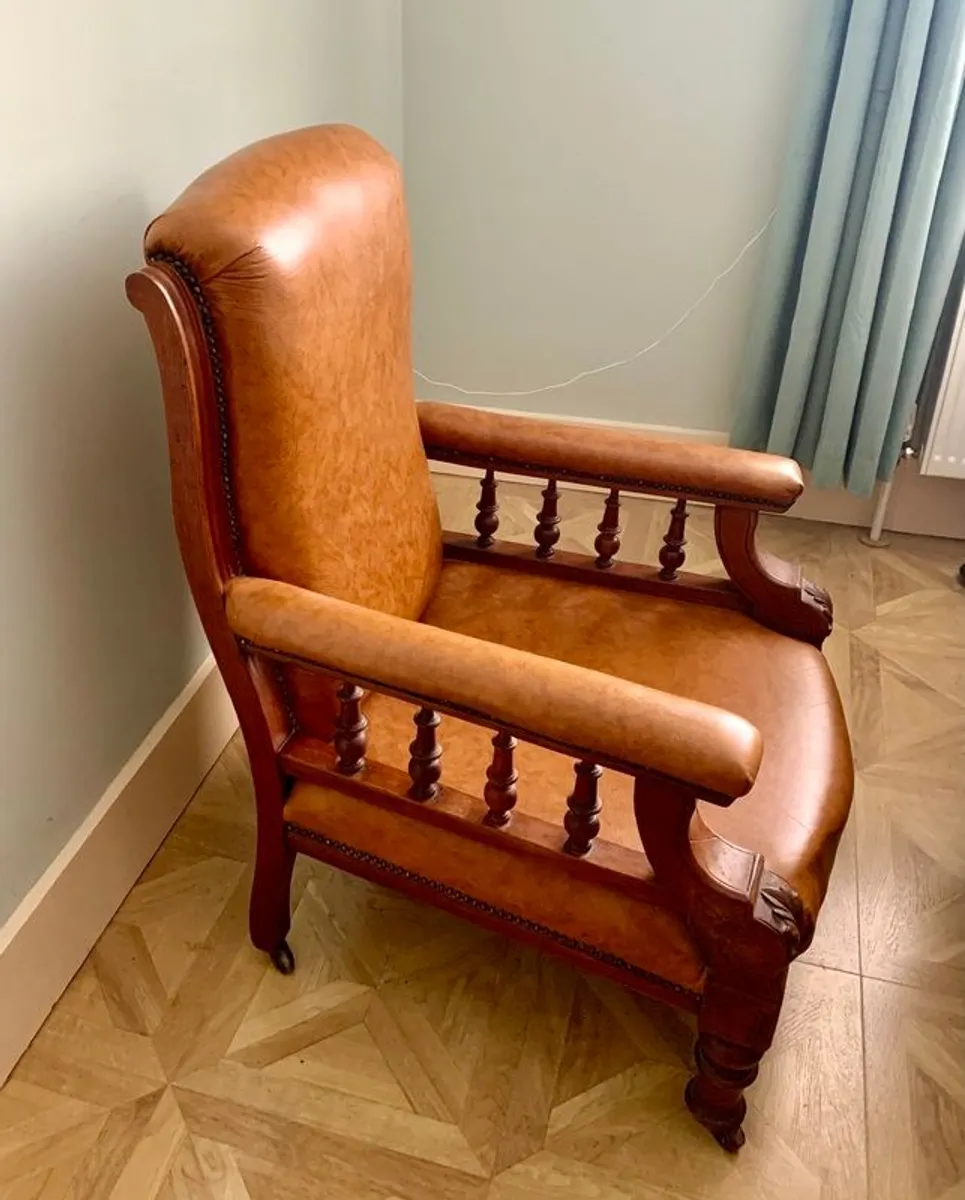 Leather armchair - Image 2