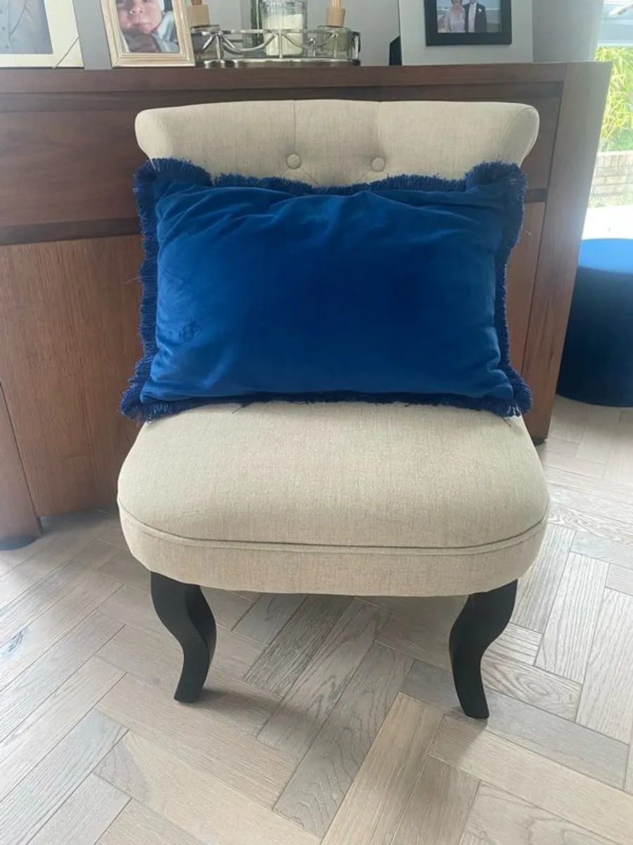 Accent Chair for sale - Image 4