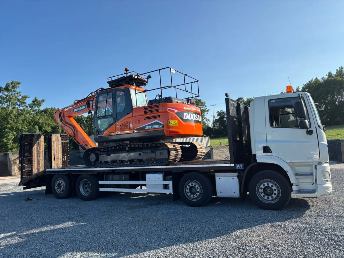 2015 DAF CF 400 PLANT  TRUCK 8X2 REAR LIFT & STEER - Image 1