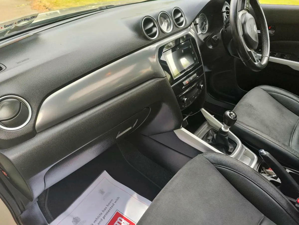 Suzuki Vitara. One owner - Image 4