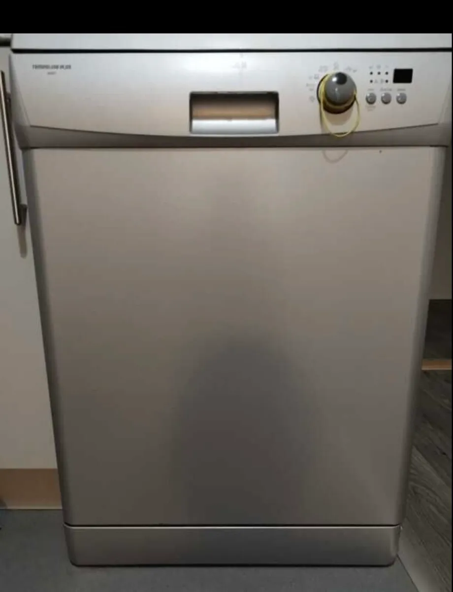 Zanussi dishwasher - Image 2