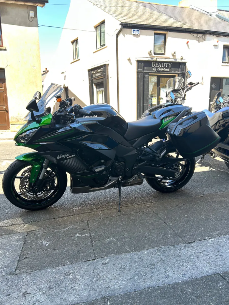 2023 Kawasaki Ninja 1000 SX Performance Tourer - Image 3
