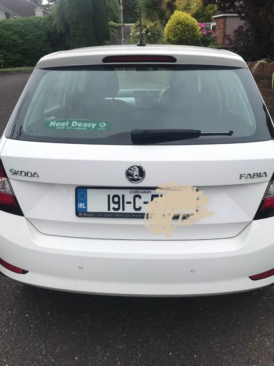 Skoda Fabia Ambition 2019 1.0Mpi 75HP - Image 1