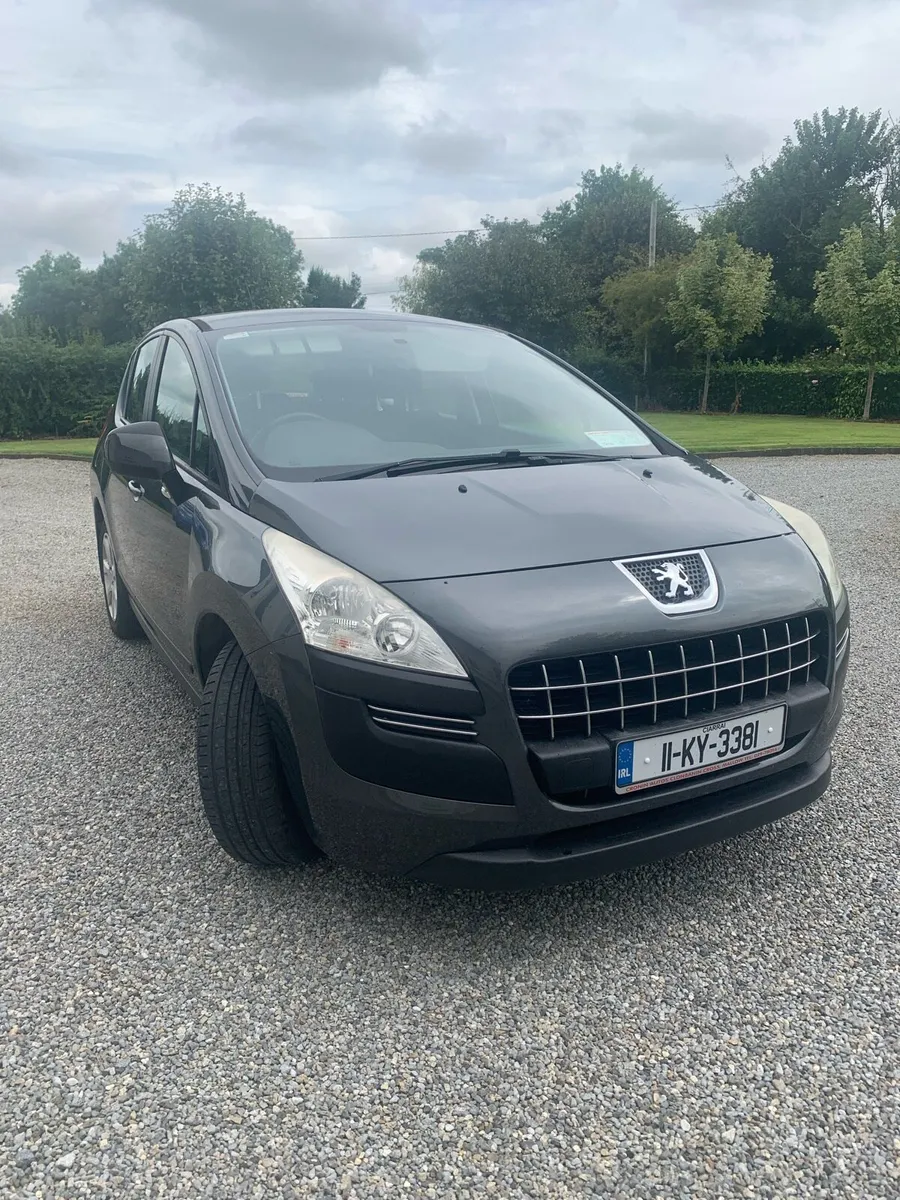 Car - Image 4