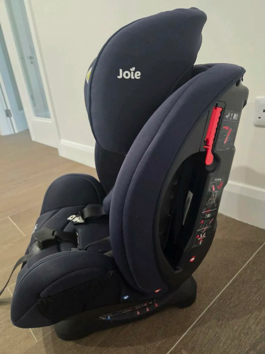 Joie all stages carseat - Image 2