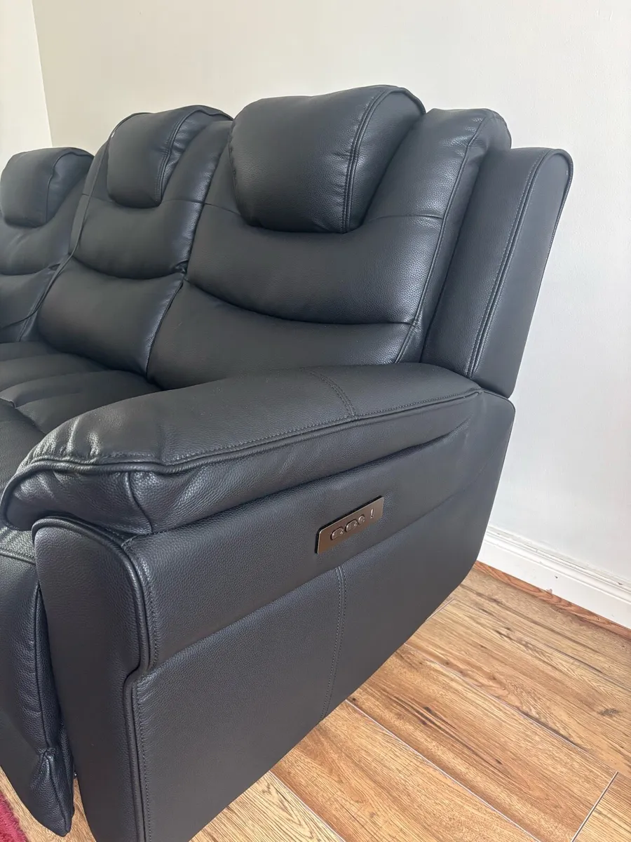 Sofa - Image 2