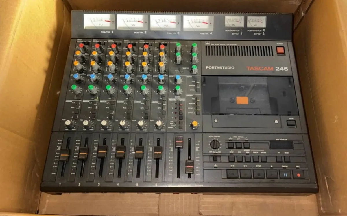 TASCAM 246 PORTASTUDIO 4 Track 6 Channel Recorder - Image 2