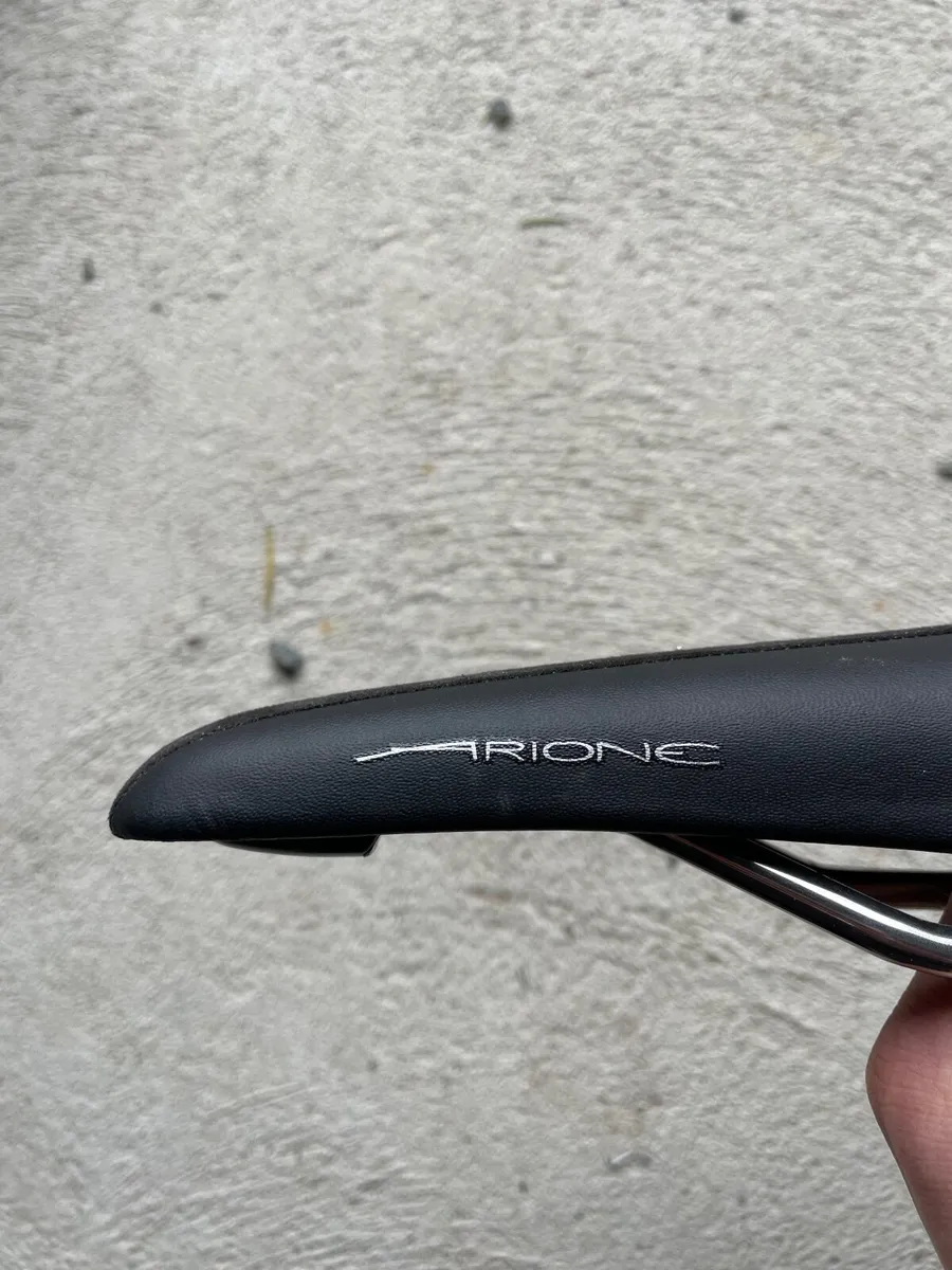Used Fizik Arione Classic K:ium Saddle - black - Image 2