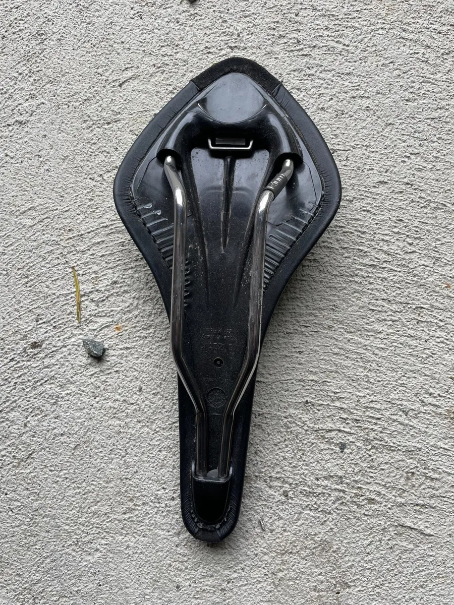 Used Fizik Arione Classic K:ium Saddle - black - Image 3
