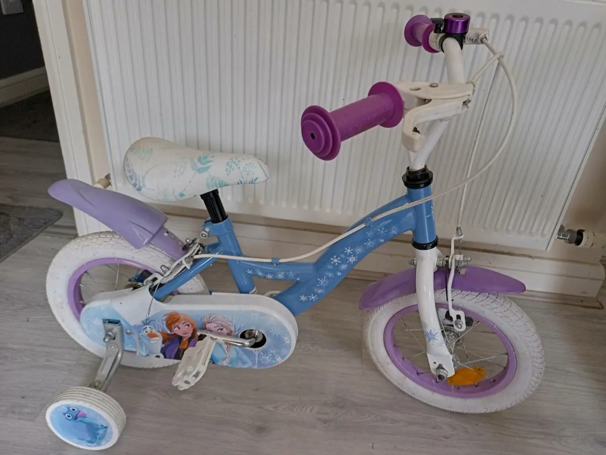 Kids bike size 12 inch wheels. - Image 2
