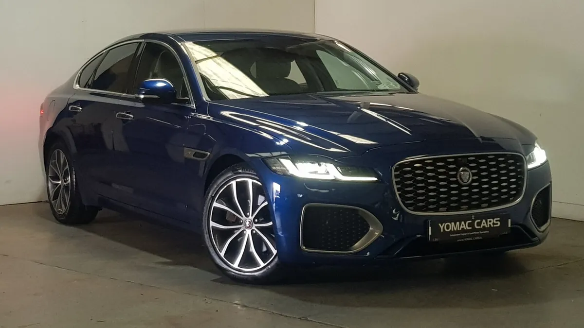 Jaguar XF 2.0D S - 1 OWNER --  2021 - Image 3