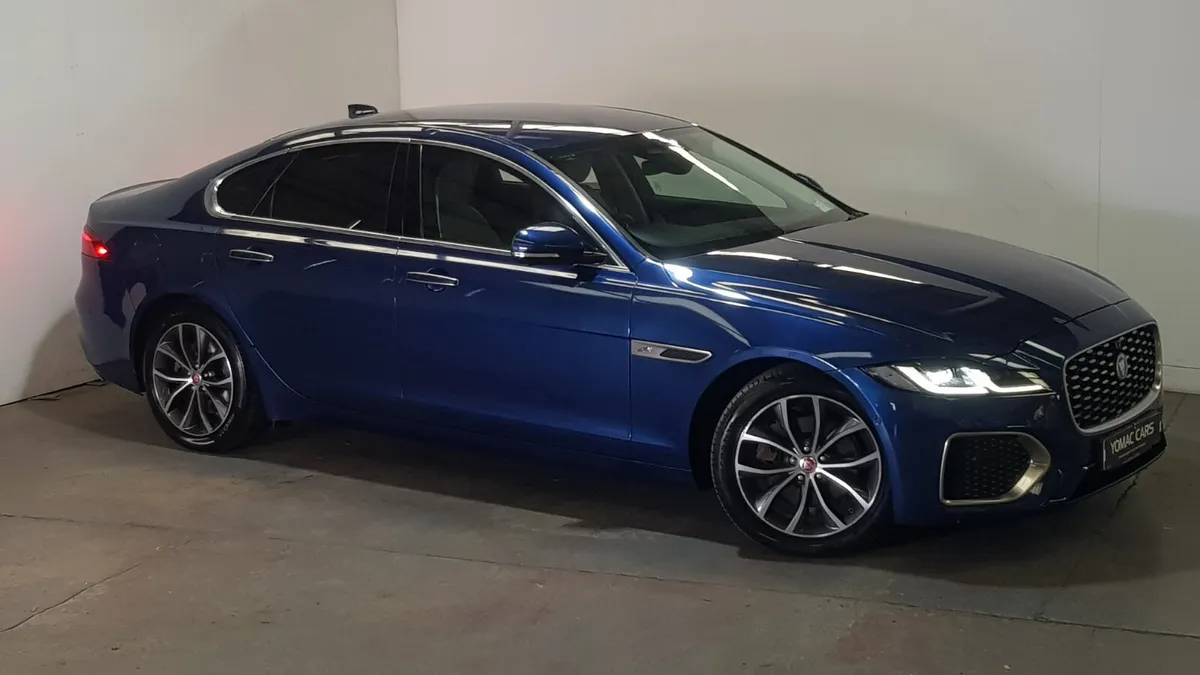 Jaguar XF 2.0D S - 1 OWNER --  2021 - Image 4