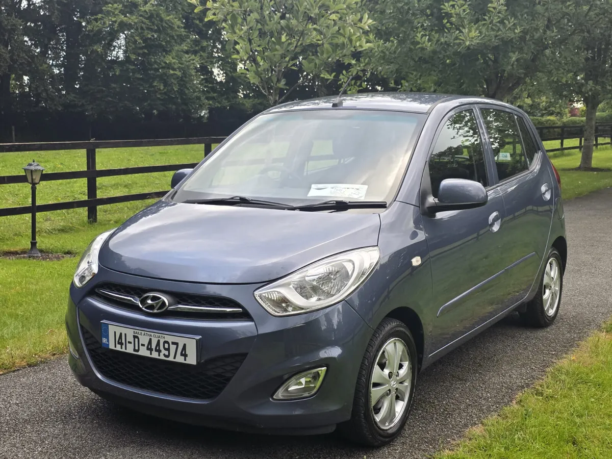 2014 Hyundai i10 1.2 Active TINY MILEAGE - Image 2
