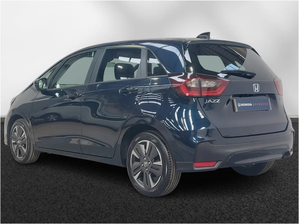Honda Jazz Hatchback Advance - Image 3