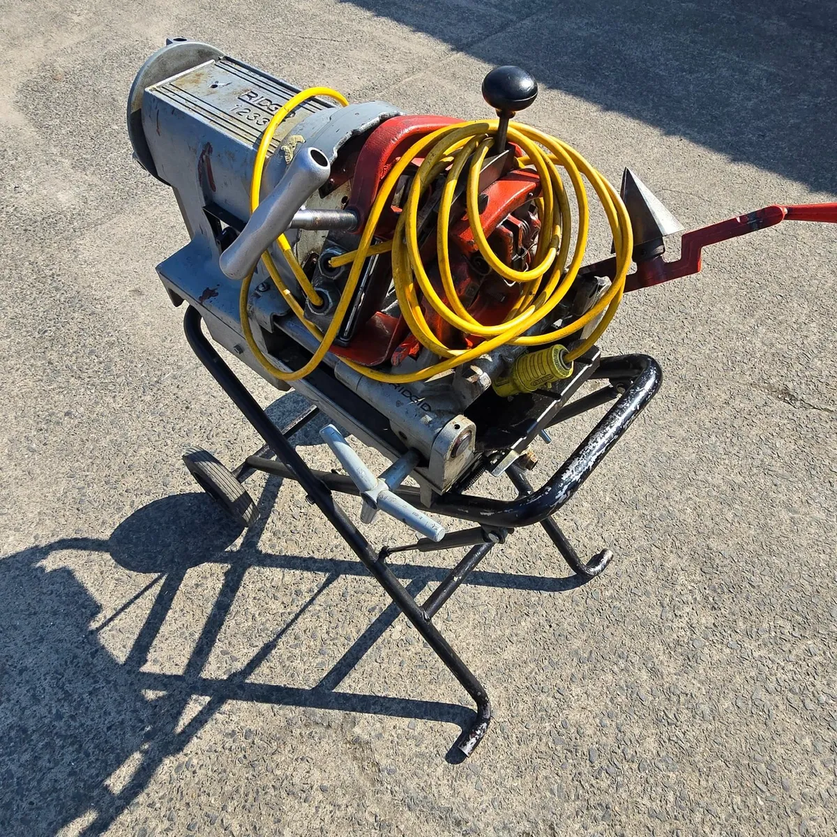 Ridgid Pipe Threader 1233 110v - Image 4