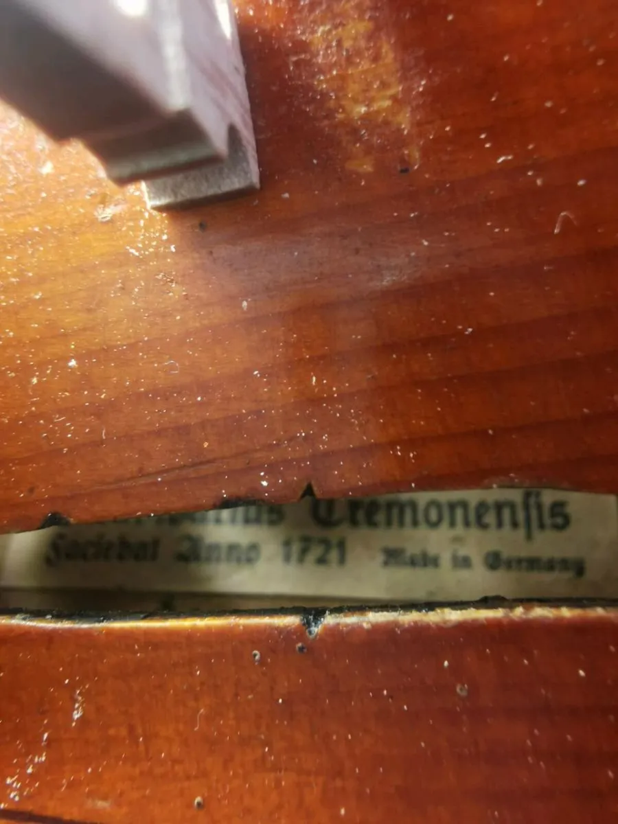 Old half size German violin - Image 3