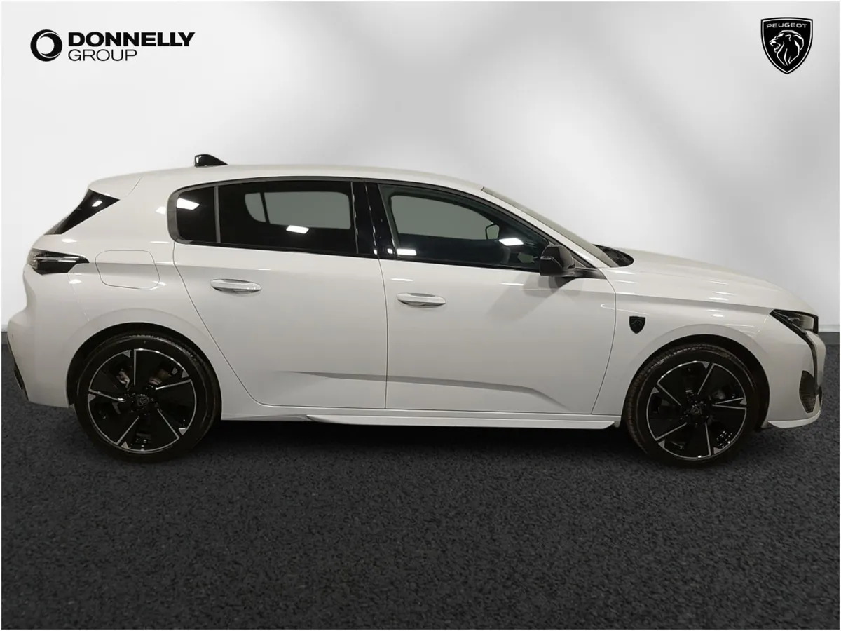 Peugeot 308 E- Electric Hatchback GT - Image 3
