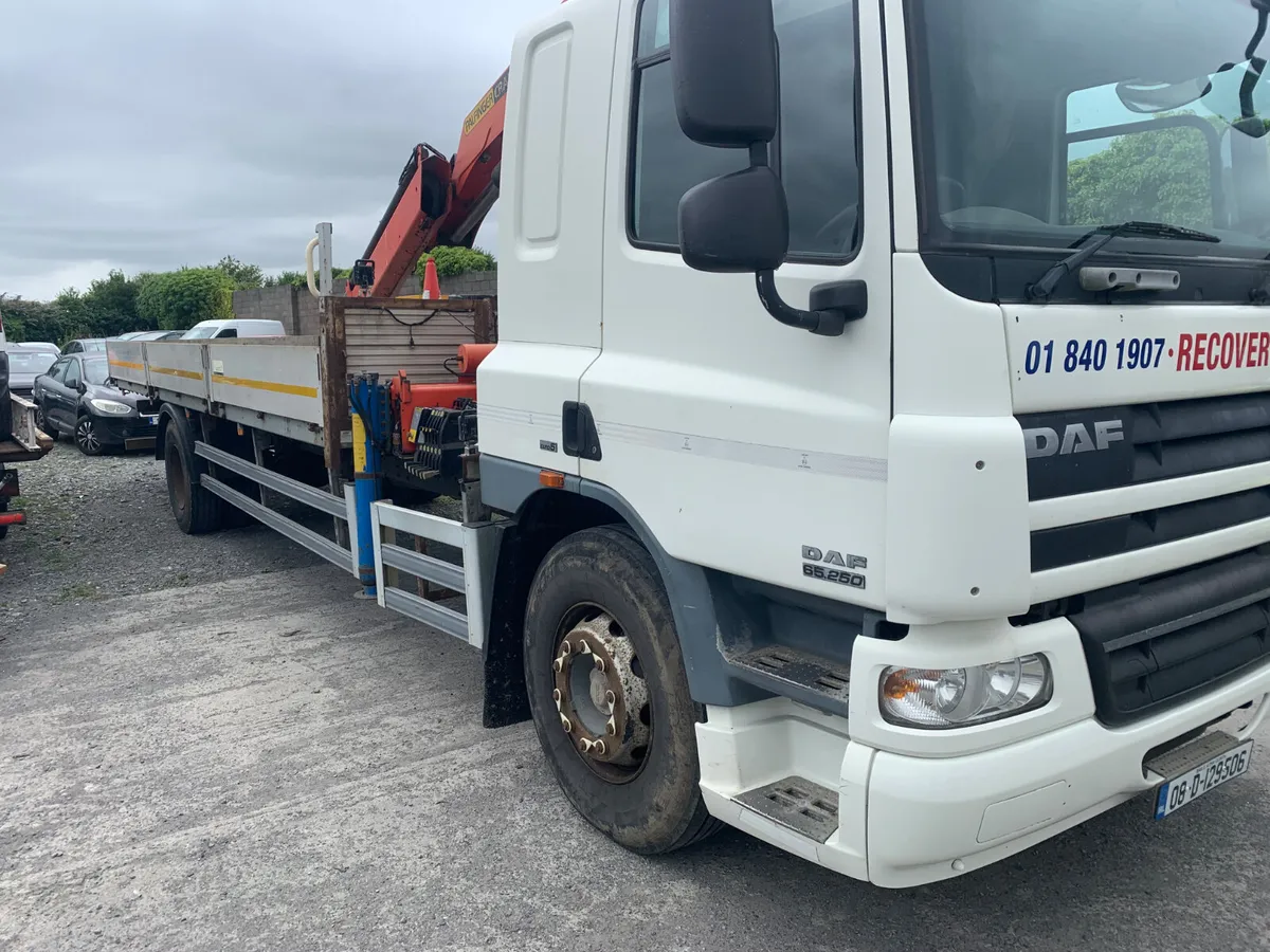 2008 DAF CF CRANE  🚛 LORRY - Image 2