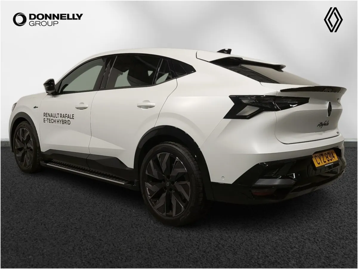 Renault Rafale Estate Techno Esprit Alpine - Image 2