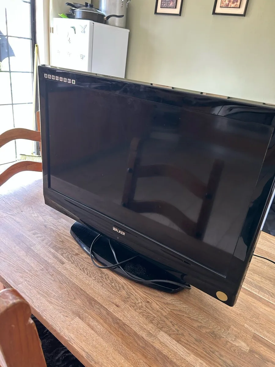 26” walker tv - Image 2