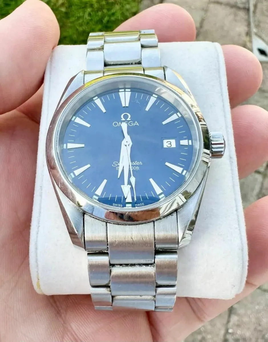 A GENTS QUARTZ OMEGA AQUA TERRA BRACELET WATCH - Image 3