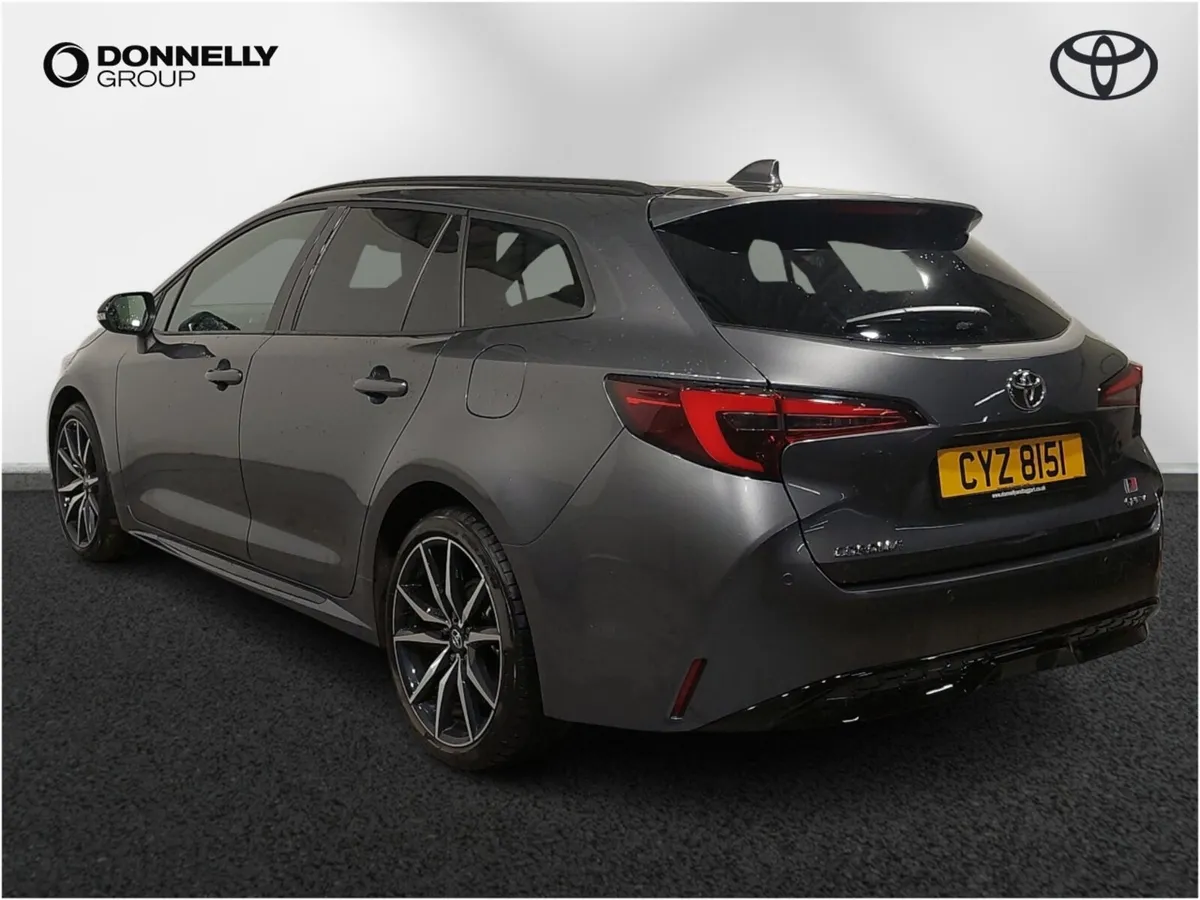 Toyota Corolla Touring Sport GR Sport - Image 2