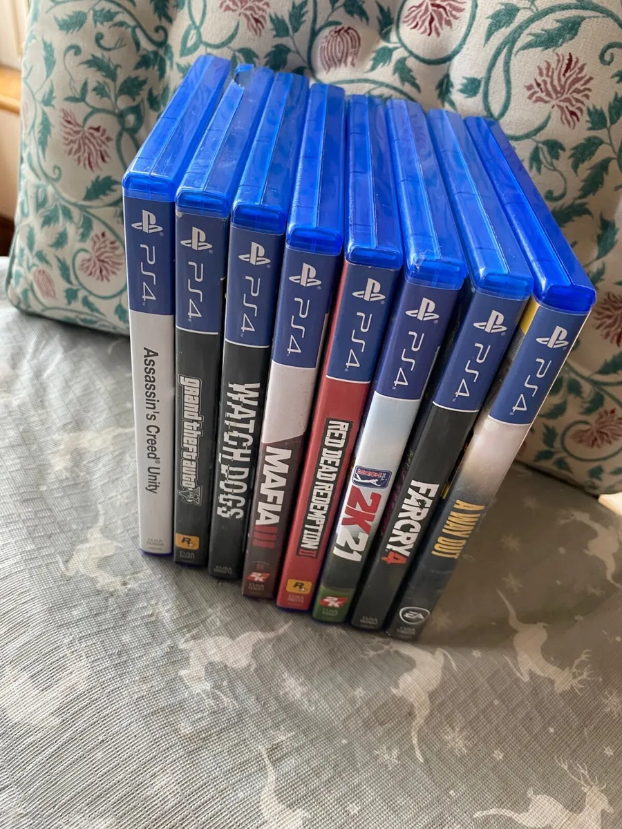 Slim PlayStation 4 and 8 games - Image 2
