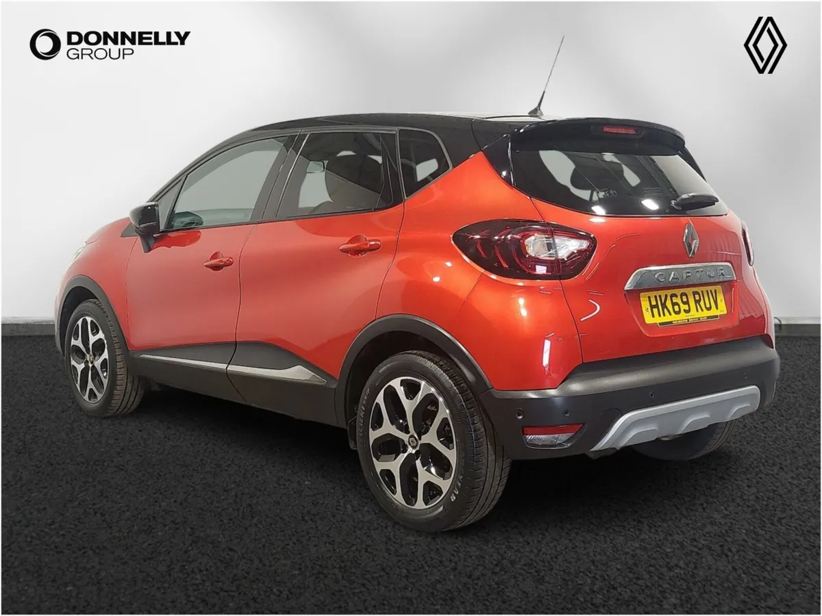 Renault Captur Hatchback GT Line - Image 2