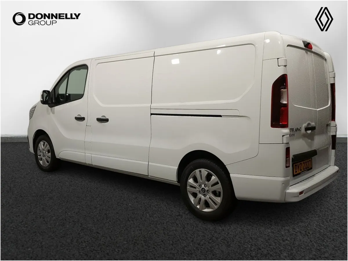 Renault Trafic Swb Diesel Extra - Image 2