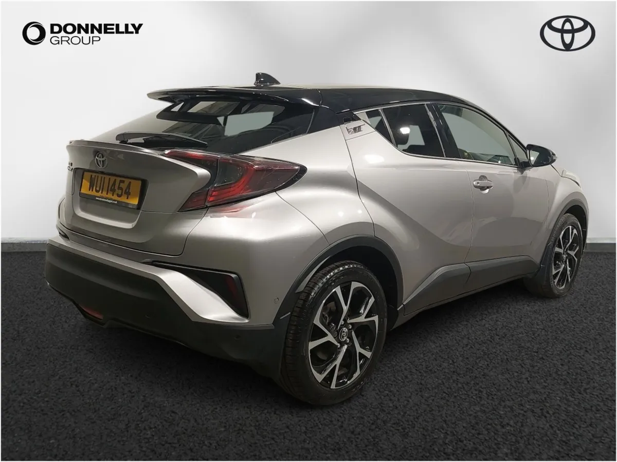 Toyota C-HR Hatchback Dynamic - Image 2
