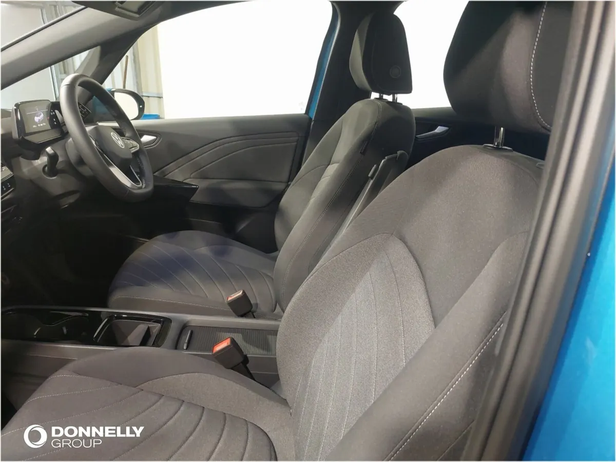 Volkswagen Id.3 Hatchback Pro - Image 2
