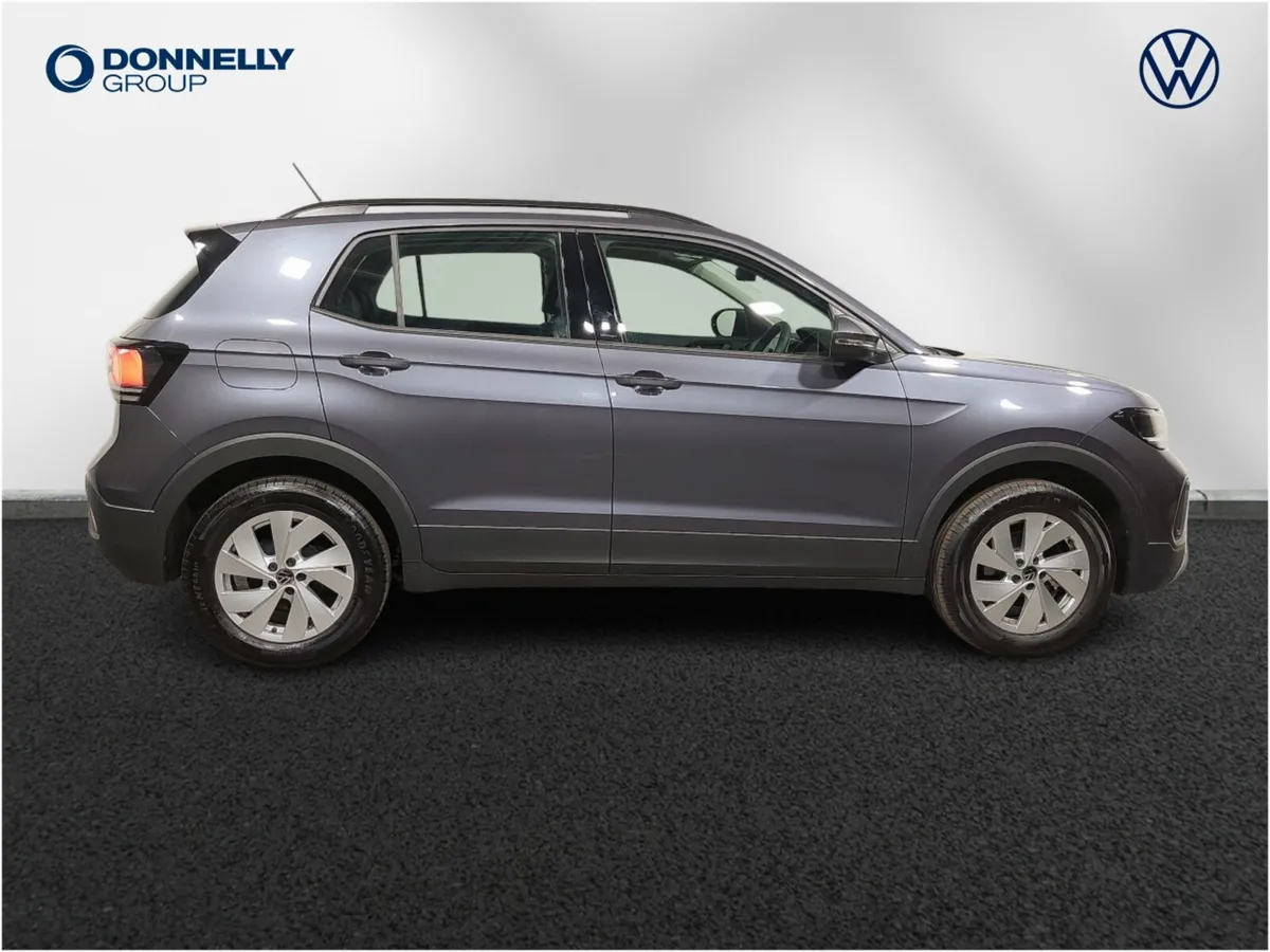 Volkswagen T-cross Estate Life - Image 4
