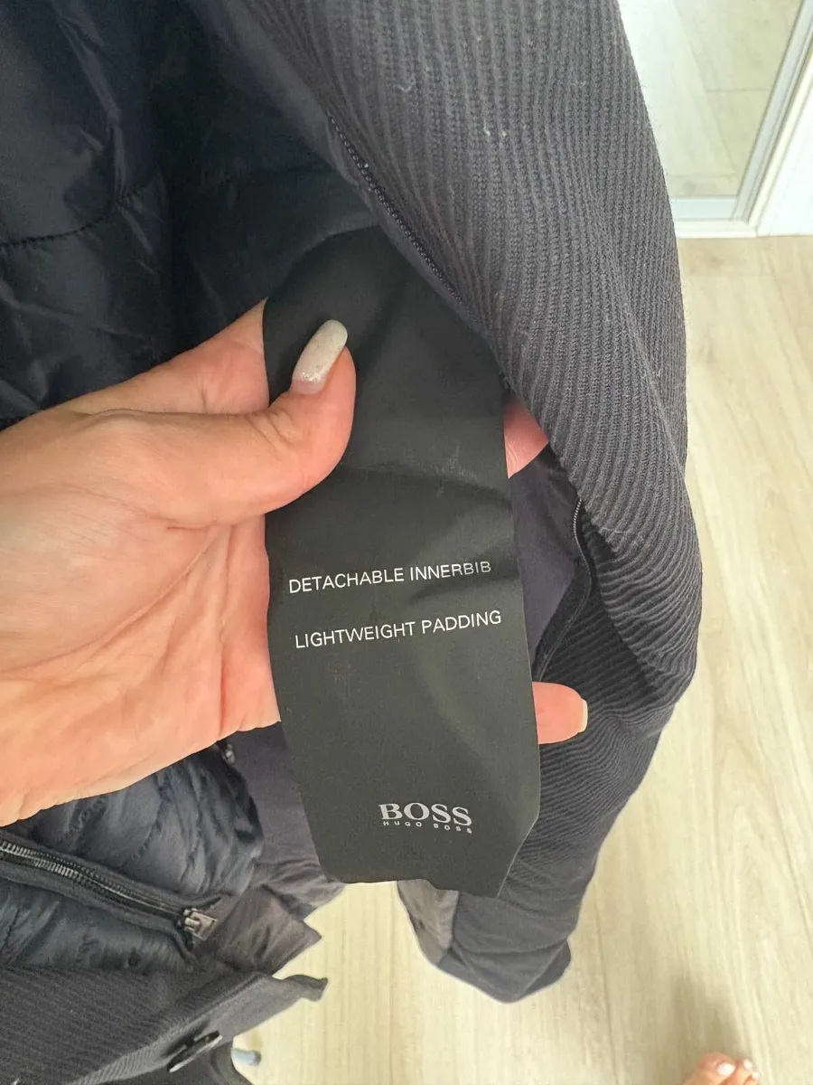 Hugo Boss Coat - Image 3